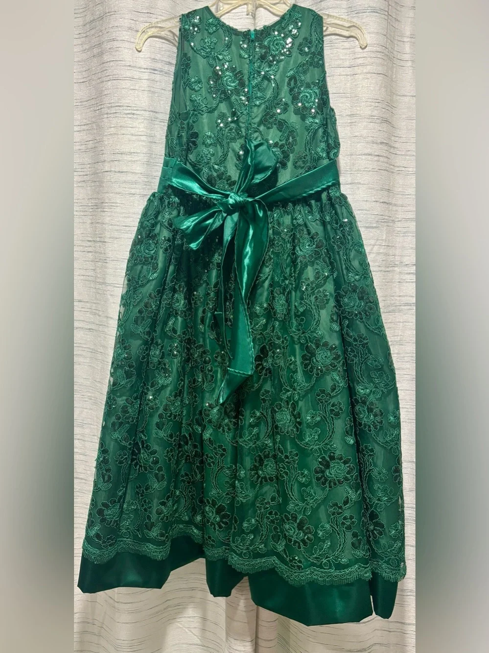 Emerald Green Lace Fit-and-Flare Dress with Satin Bow